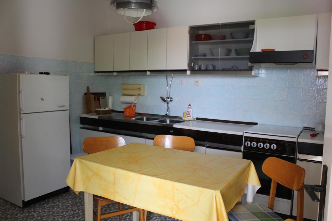 Apartment Antica Supetar Buitenkant foto